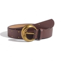 Dettaglio cintura vintage in PU marrone con fibbia a mezzaluna dorata e borchie - Fibbia a Luna con Borchie Marrone Rossastro (HYP19852)