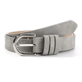 Détail de ceinture en daim gris avec clous argentés et boucle en fer à cheval - Gris