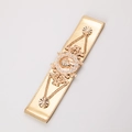 Cintura elastica dorata con fibbia a rilievo stile Medusa e decorazioni di perle - Oro