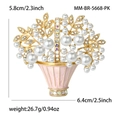 Broche de canasta de flores en esmalte rosa con perlas blancas y base dorada fina - Rosa (MM-BR-5668-PK)