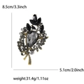 Barocke Brosche mit grauen Kristallen und Strass, Maße 8,5 cm x 5,1 cm in Goldfassung - Schwarz