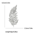 Dimensioni della spilla a foglia in argento con strass: altezza 6,3 cm e larghezza 2,5 cm - Argento 0219-SL