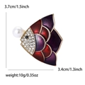 Spilla a forma di pesce con perle e strass, misura 3.7x3.4cm per moda elegante da donna - Viola (MM-BR-0185-PU) / Viola