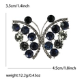 Detailansicht der Schmetterling-Brosche mit Strassbesatz inklusive Maßen und Gewichtsinfos - Blau (MM-BR-0306)