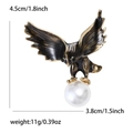 Spilla aquila con ali placcate in oro, perla bianca e dimensioni dettagliate - Oro KC - Nero