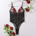 Dettaglio del ricamo rosa rossa e cerniera metallica sul body in pizzo nero sexy - S / Nero Rosso