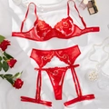 Ensemble de lingerie rouge en tulle avec broderie florale et paillettes dorées - S / Or rouge