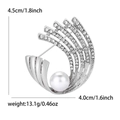 Élégante broche vintage argentée avec strass et perle d'imitation centrale - Argent (Blanc K-Argent 0943-SL)