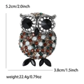 Broche chouette vintage avec strass colorés et yeux noirs, taille 5,2 cm par 3,8 cm - Multicolore (MM-BR-0908)
