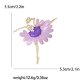 Spilla ballerina dorata con vestito floreale in smalto viola e dettagli in cristallo - Viola