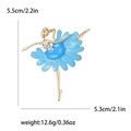 Spilla ballerina dorata con vestito in smalto blu e piccoli cristalli scintillanti - Blu Lago