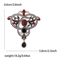 Spilla vintage stile regale con strass rossi e misure dettagliate 6,6x5,8 cm - Rosso