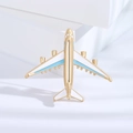Moderna spilla a forma di aereo dorata con smalto blu per abiti e accessori moda - Blu