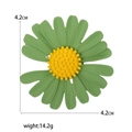 Gänseblümchen-Brosche in Grün mit gelber Mitte, 4.2cm Größe für Damenbekleidung Dekoration - Grün