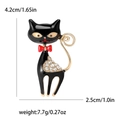 Spilla gatto nero cartoon con fiocco rosso, strass bianchi e misure del prodotto - Nero