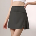 Dunkelgrauer Tennisrock für Damen mit hoher Taille, Schlitz und Innenhose - S / Dunkelgrau