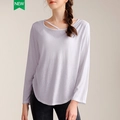 Haut de yoga violet clair à manches longues respirant avec encolure asymétrique design - Mauve Clair