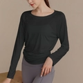 Women's black loose yoga long sleeve shirt with raglan sleeves and a lightweight texture - 4 (S) / Black