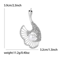 Elegante spilla a cigno argento con cristalli e perla, misura 5,9 cm per 3,2 cm - Argento