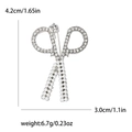 Spilla a forma di forbice con perle e strass che mostra dimensioni 4,2 cm x 3,0 cm dettagli - Argento