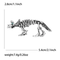 Dimensiones detalladas del broche de cráneo de triceratops con piedra preciosa - Plata Antigua