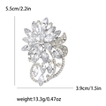 Spilla a fiore argento con cristalli chiari, misura 5,5x3,9cm e peso di 13,3g - Argento