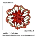Broche vintage de flor calada dorada con cristales rojos y detalles de medidas - Rojo (1836-RD)