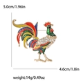 Broche coq colorée en alliage avec strass et dimensions détaillées de l'article - Jaune