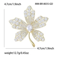 Eleganter Ahornblatt-Anstecker in Gold mit Zirkonia-Steinen und feiner Blattstruktur - Gold (MM-BR-8035-GD)