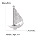 Spilla a forma di barca a vela in argento con micro-zirconi per abiti eleganti - Argento