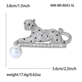 Elegante spilla a leopardo in argento con zirconi, perla e misure per abito da uomo - Argento