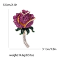 Brosche mit rosa Strass-Rose und grünen Blättern inklusive Größenangaben in Details - Lila