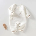 Quilted warm newborn romper in off-white with bear print and contrast ribbed cuffs - 52 / Moon Bear (White)