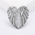 Retro zilveren hart engelenvleugel broche met fonkelende steentjes voor modieuze kleding - Zilver (MM-BR-2678)