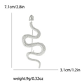 Vista dettagliata della spilla a serpente argento con texture e dimensioni precise - Argento
