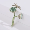 Broche libellule dorée avec lotus en émail vert, perles blanches et cristaux brillants - Vert (MM-BR-3207)