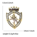 Spilla a scudo leone vintage con strass colorati, design corona, altezza 5,5 cm - Oro
