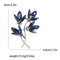 Vintage Orchidee Brosche mit blauen Kristallen und silberner Legierung im Blumendesign - Silber-Blau