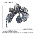 Broche fleurie vintage en alliage avec strass violets pour costumes, 5,1 cm x 4,8 cm - Bleu 3610-BL