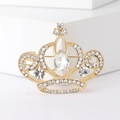 Spilla a corona dorata elegante con strass scintillanti e cristallo a goccia su piedistallo - Stile Oro (MM-BR-3754金色)