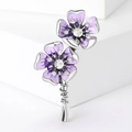 Elegante paarse bloembroche met geëmailleerde bloembladen en kristallen op een voetstuk - Paarse Bloem Stijl (MM-BR-3793-紫色-PU)