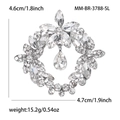 Broche couronne de fleurs argentée avec cristaux marquise clairs de 4,6x4,7 cm - Argenté