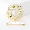 Detalle de broche de flor con pétalos dorados y circones con soportes de alfiler - Dorado (8477)
