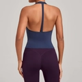 Débardeur de sport bleu marine à col en V avec dos nageur à bretelle fine - Bleu Médaillon