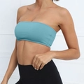 Strapless teal yoga tube top in elastic fabric paired with high waisted sports pants - Diamond Blue