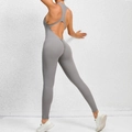 Tuta da yoga grigia senza maniche e schiena scoperta con effetto scrunch e spalline incrociate - S / grigio scuro