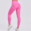Hochtaillierte pinke Cargo-Yogahose mit Push-up-Effekt und seitlichen Knopftaschen - Kosmosrosa