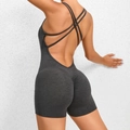 Combinaison de sport gris foncé avec effet froncé aux fesses et dos nu croisé - Gris anthracite