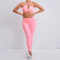 Ensemble de yoga rose avec brassière croisée et legging taille haute pour femme - Pêche Sauvage