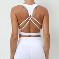 Reggiseno sportivo bianco con spalline incrociate e leggings in stile minimalista - S / Bianco